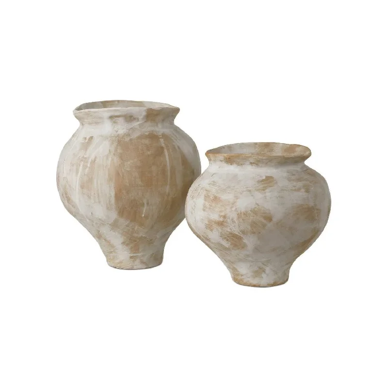 Track lighting with a minimalist track designMonte Carlo Vase Set of 2