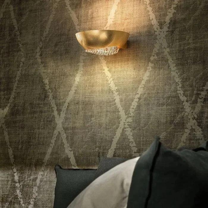 Wireless track lighting for easy installationBlink Wall Sconce