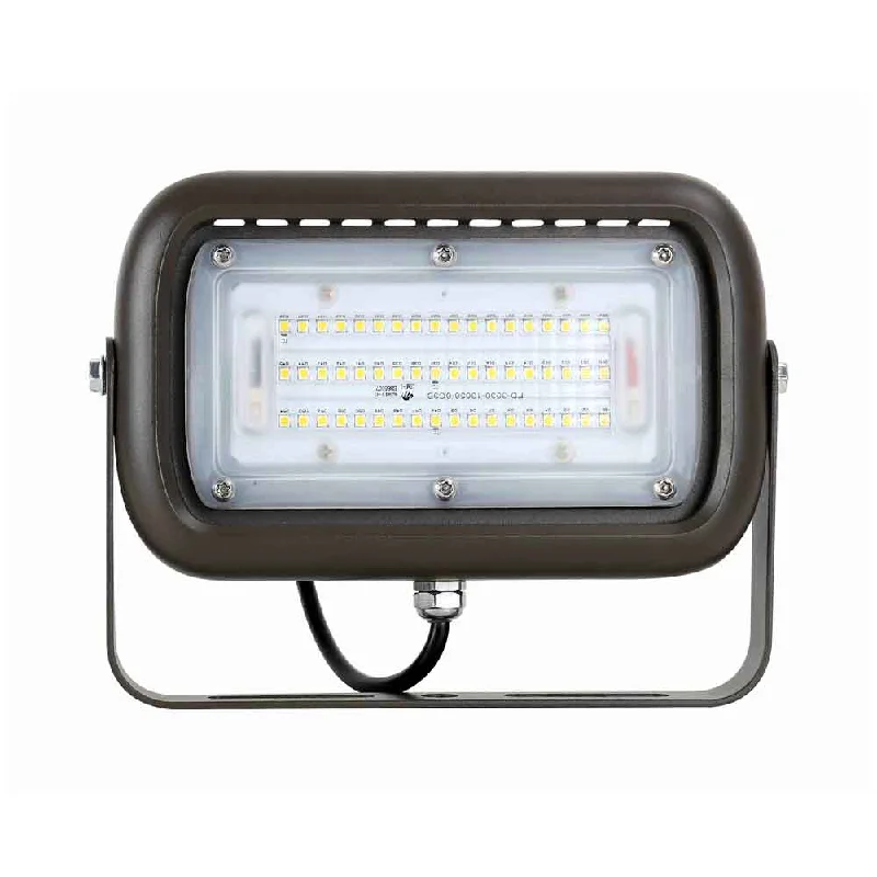 Industrial Lighting for Chemical PlantsLED Flood Light, 45 Watts, 5400 Lumens, 5000K, Truniun Mount Industrial Lighting for Chemical PlantsLED Flood Light, 45 Watts, 5400 Lumens, 5000K, Truniun Mount