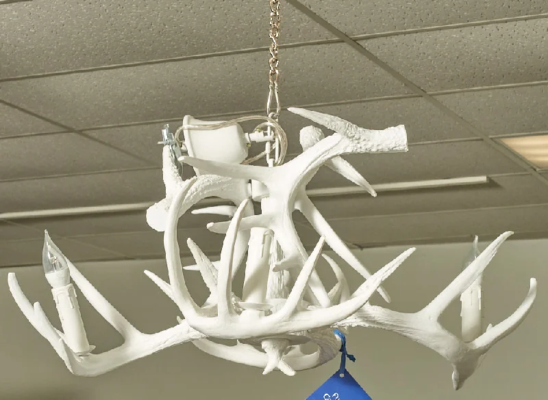 Chandeliers with Metal Frames in Gold FinishChandeliers with Metal Frames in Gold FinishBleached White Antler Chandelier Chandeliers with Metal Frames in Gold FinishChandeliers with Metal Frames in Gold FinishBleached White Antler Chandelier