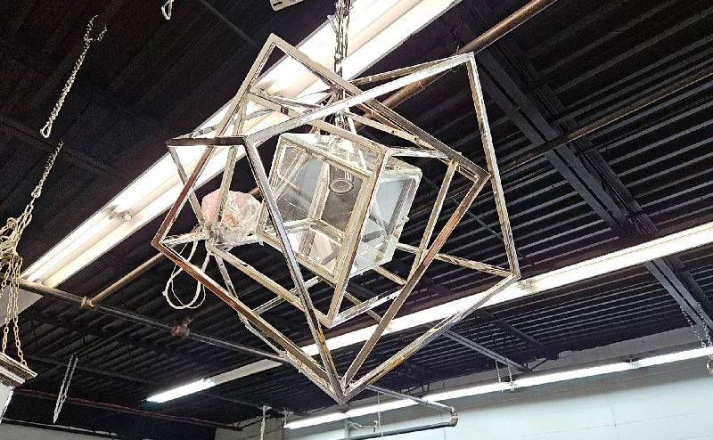 Minimalist Chandeliers for Sleek and Simple InteriorsMinimalist Chandeliers for Sleek and Simple InteriorsVisual Comfort 'Small Cubist' Chandelier by Kelly Wearstler