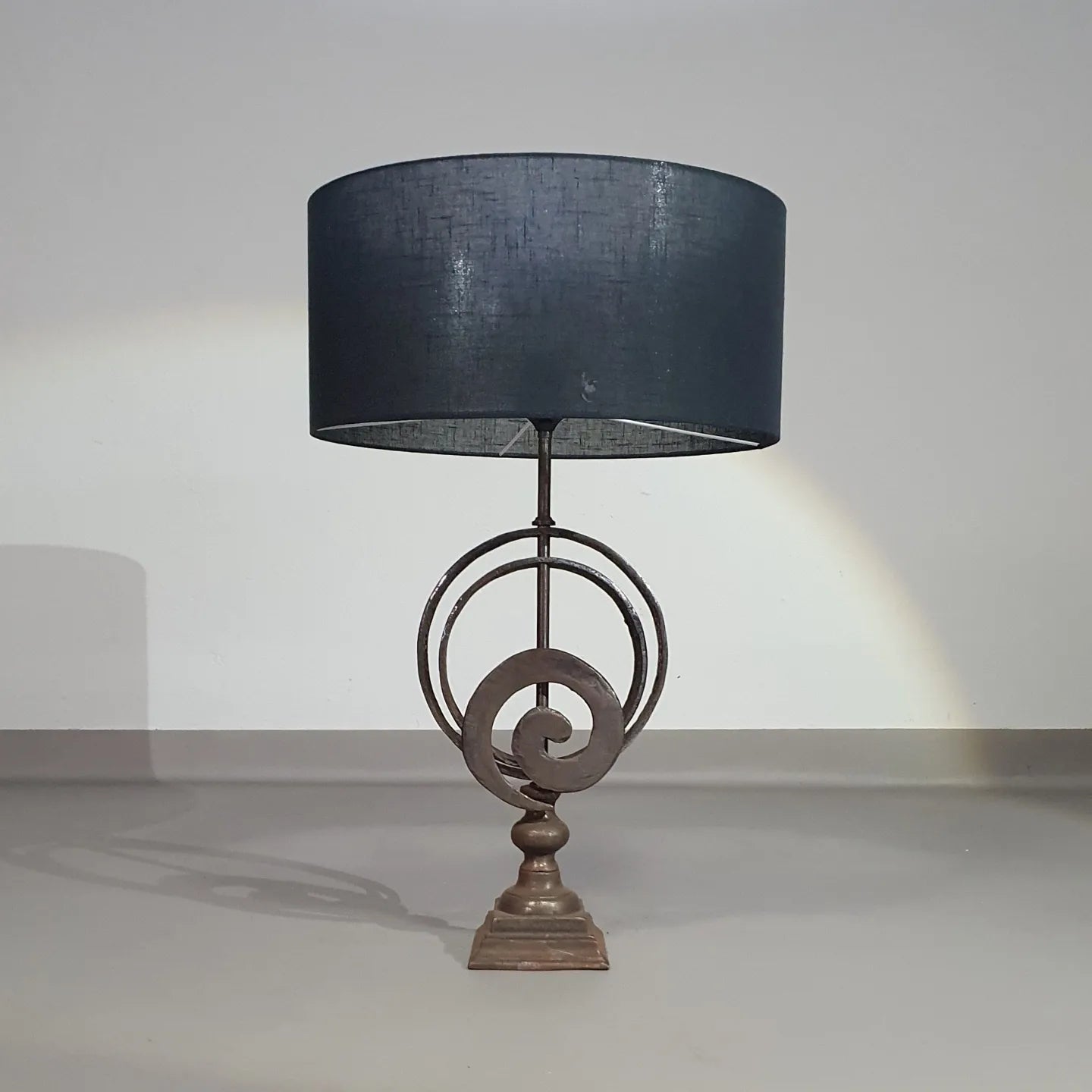 Marble Base Floor Lamp for a Touch of LuxuryMarble Base Floor Lamp for a Touch of LuxuryBrutalist lamp
Height 75
Width 50 cm Marble Base Floor Lamp for a Touch of LuxuryMarble Base Floor Lamp for a Touch of LuxuryBrutalist lamp
Height 75
Width 50 cm