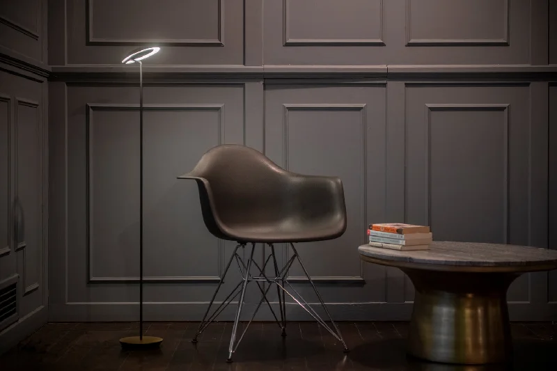 Fabric Floor Lamp with a Linen Shade for a Relaxed AestheticFabric Floor Lamp with a Linen Shade for a Relaxed AestheticKoncept Lighting RYO-SW-SIL-SIL-FLR Modern Royyo Lamp Silver Fabric Floor Lamp with a Linen Shade for a Relaxed AestheticFabric Floor Lamp with a Linen Shade for a Relaxed AestheticKoncept Lighting RYO-SW-SIL-SIL-FLR Modern Royyo Lamp Silver