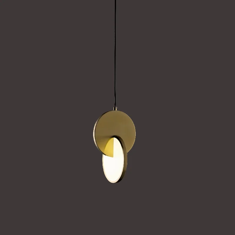 Tropical - Themed Ceiling Lights with Palm - Leaf Shapes and Rattan WrapsTropical - Themed Ceiling Lights with Palm - Leaf Shapes and Rattan WrapsTHE PIVOT PENDANT LIGHT